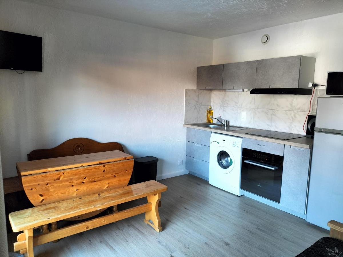 Appartement Meuble Avec Vue Sur Les Montagnes Et Piscine L'Ete Saint-Gervais-les-Bains Zewnętrze zdjęcie