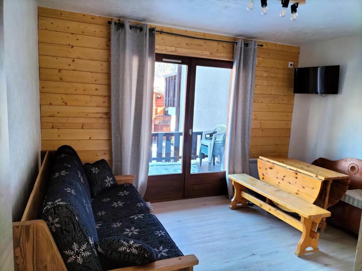 Appartement Meuble Avec Vue Sur Les Montagnes Et Piscine L'Ete Saint-Gervais-les-Bains Zewnętrze zdjęcie